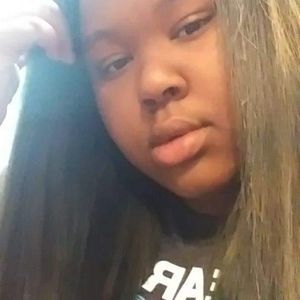 Meet your Posher, Nicholee